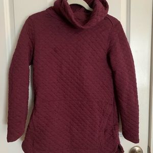 Duluth Maroon Quilted Tunic